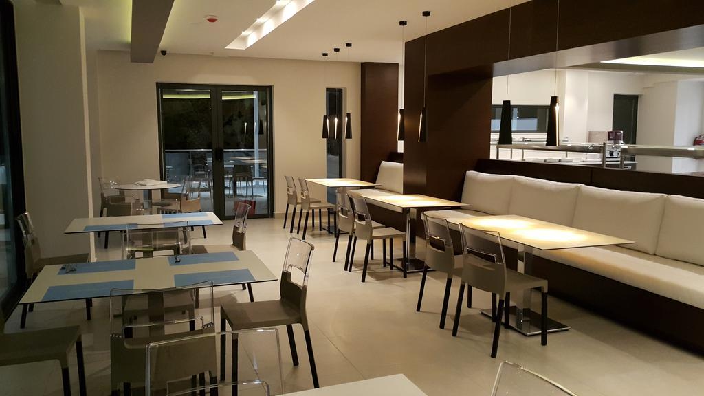 Cosmopolitan Hotel Екстериор снимка