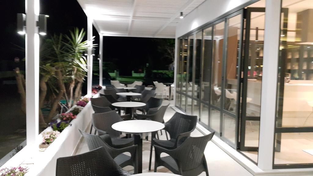 Cosmopolitan Hotel Екстериор снимка