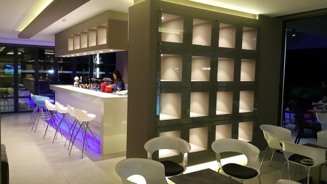 Cosmopolitan Hotel Екстериор снимка