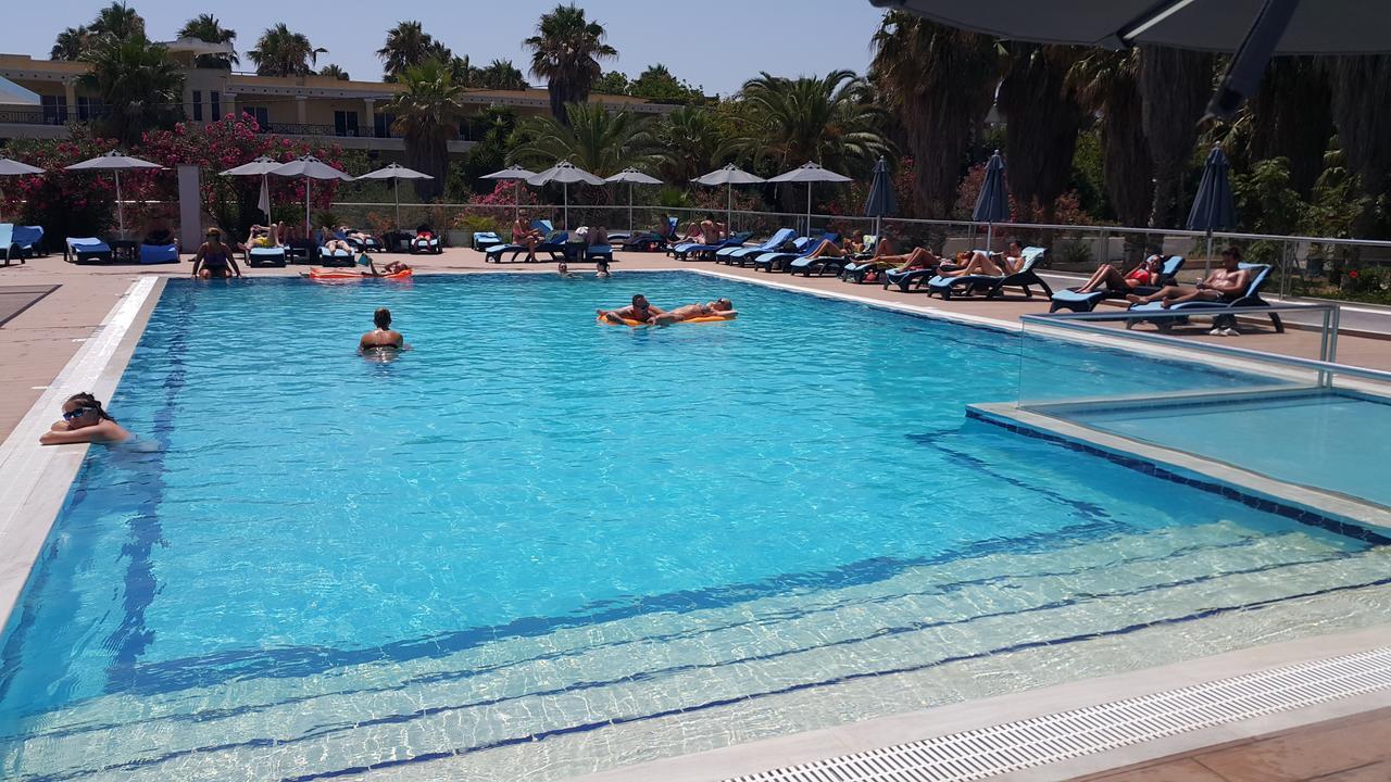 Cosmopolitan Hotel Екстериор снимка