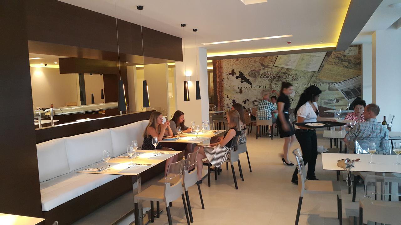Cosmopolitan Hotel Екстериор снимка